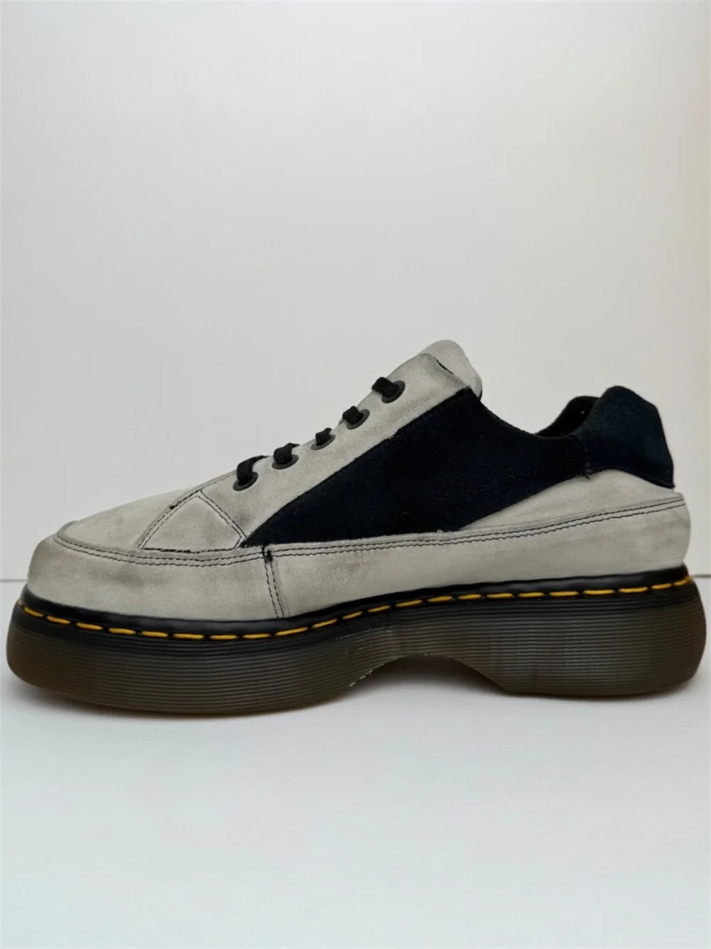 Vintage Dr. Martens Buzz Leather England Oxfords UK 9